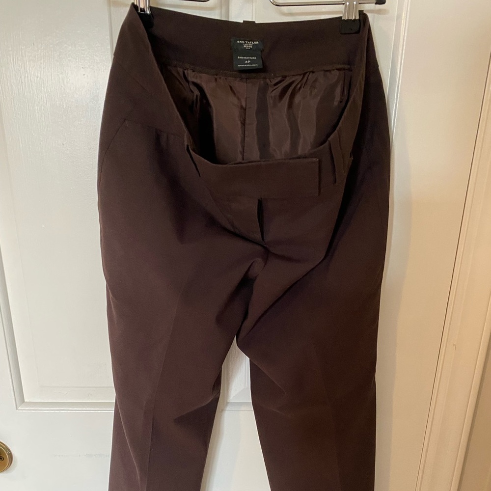 Ann Taylor trouser, color brown, size 4P.